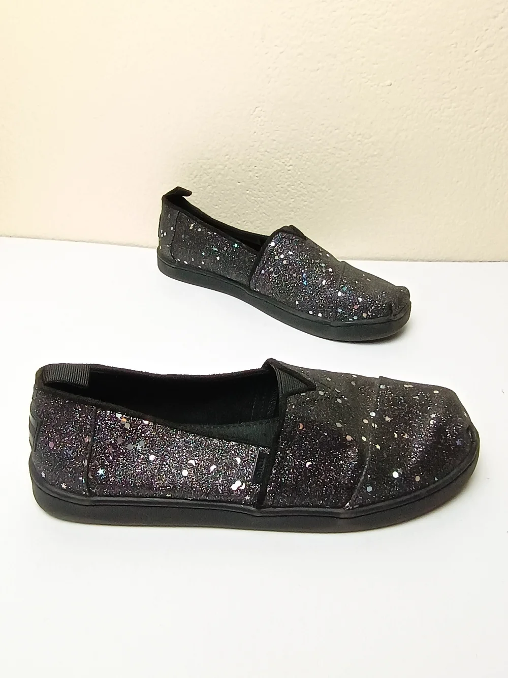 Toms Alpargata Classic Youth 4 Black Cosmic Glitter Slip-On Canvas Flat Shoes